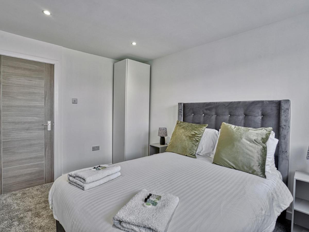 Pass The Keys Modern 3 Bed House Near Etihad Stadium Holiday home